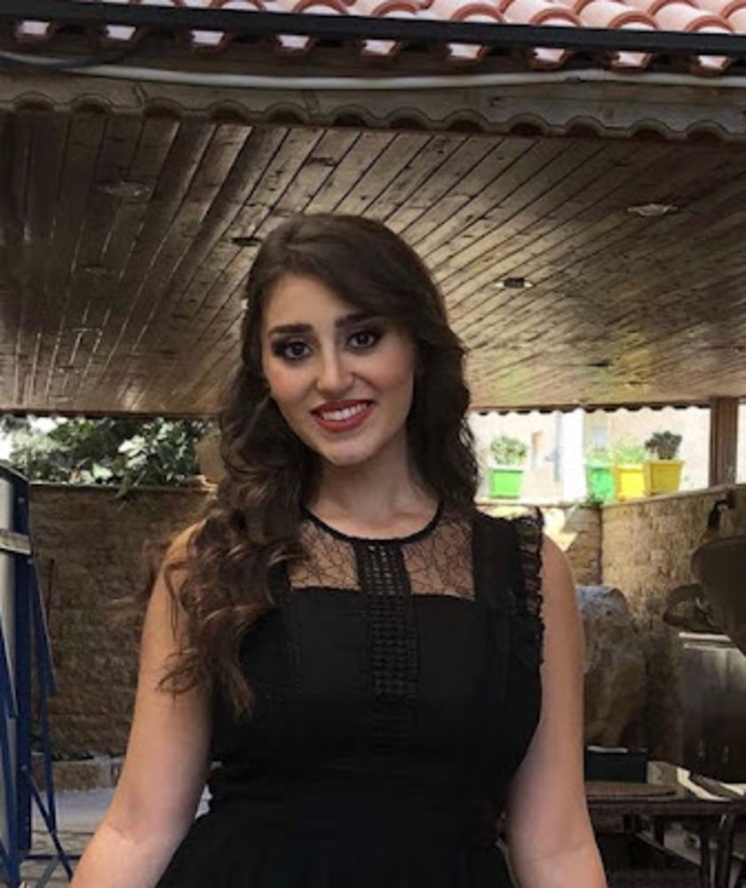 Meet your Posher, Dana